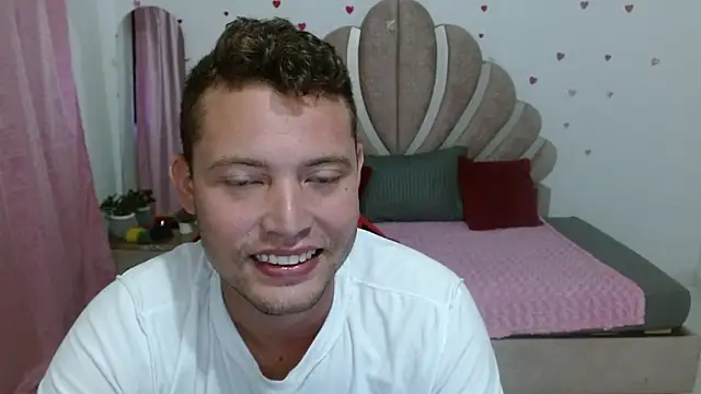 sven_fox723 webcam show