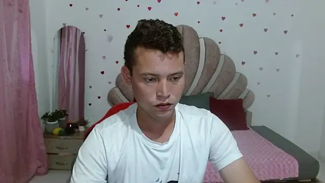 sven_fox723 Pertunjukan Webcam