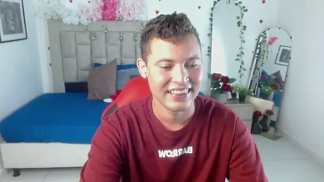عرض كام sven_fox723