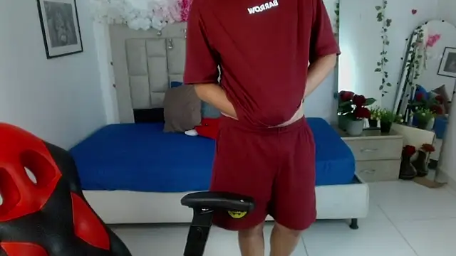 Show modela sven_fox723 na web-kameri