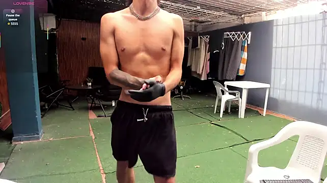 Skinny_Mac ওয়েবক্যাম শো