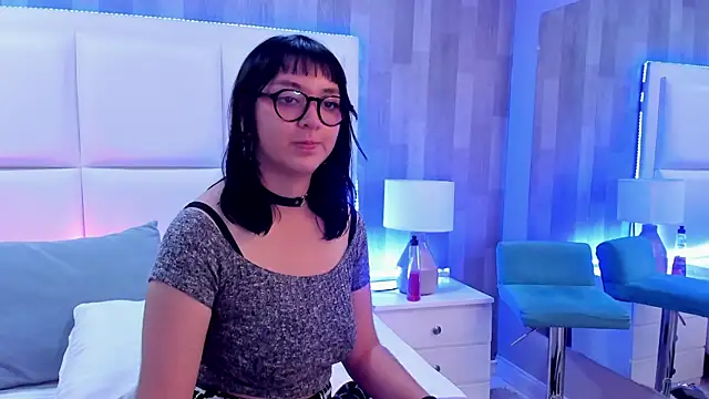 LilithBluum Chat XXX in diretta