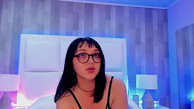 دردشة LilithBluum الجنسية المباشرة