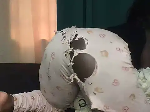 Sexxybella_ Show in webcam