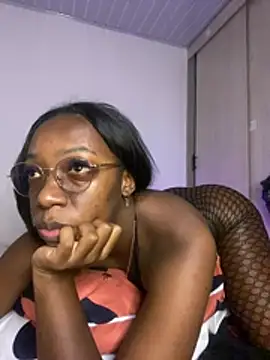 Chat +18 de GaiaFiore ao vivo