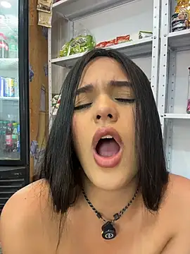 Bella-Ferrer Chat XXX in diretta