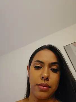 Chat +18 de Victoria_Evanss ao vivo