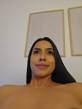 Chat +18 de Victoria_Evanss ao vivo