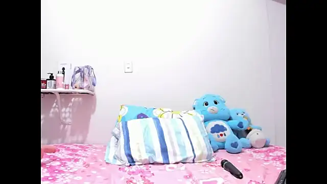 Kendall_wings' Live Chat Room