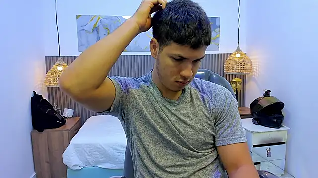 AlessandroFranco Webcam-Show