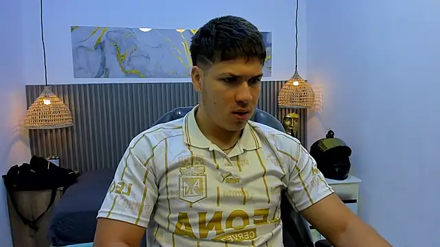 AlessandroFranco Pertunjukan Webcam
