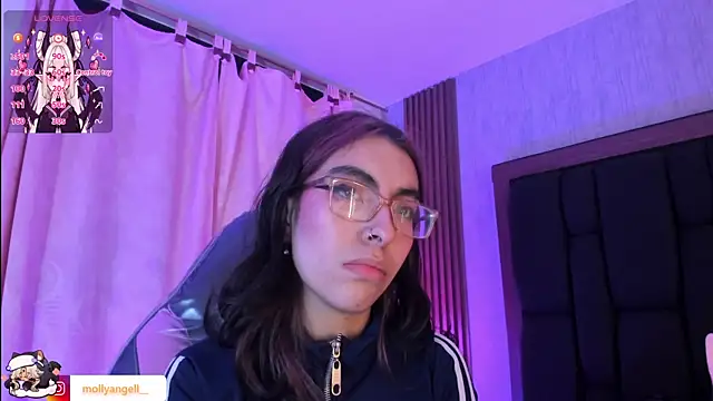 Chat +18 de Molly_A ao vivo