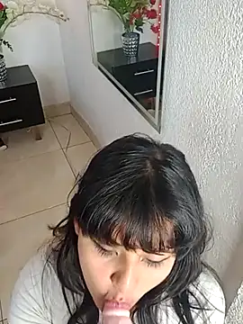 Liily_Foxxy Adlı Modelin Web Kamerası Şovu
