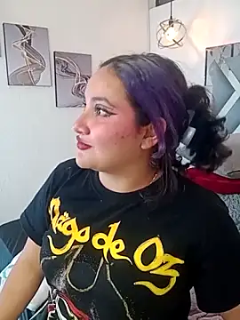 הופעת וובקאם של Liily_Foxxy