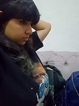 Liily_Foxxy's Webcam Show