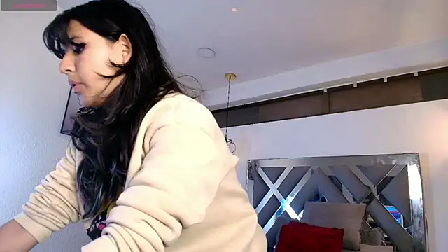 Webkamerová show Liily_Foxxy