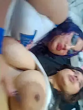 Liily_Foxxy Show in webcam