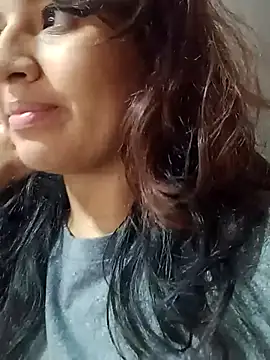 Liily_Foxxy Pertunjukan Webcam