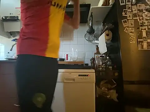 maniackle Show in webcam