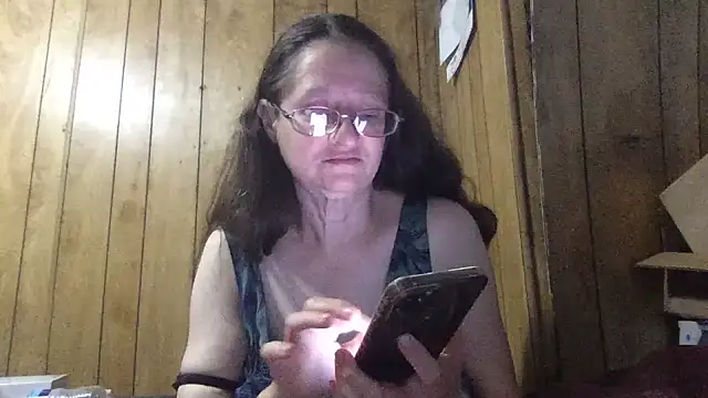 milfmichelle69's Webcam Show