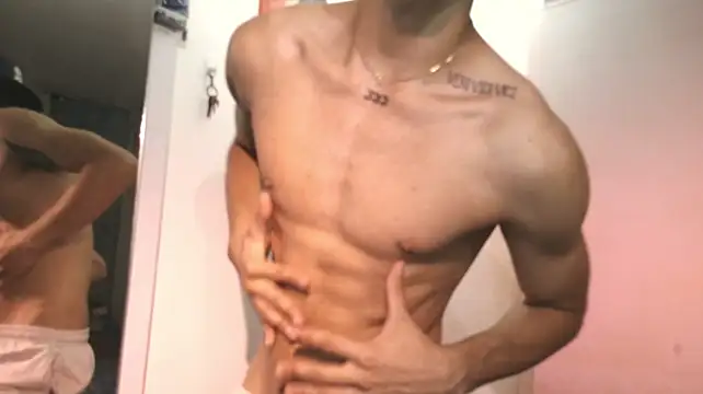 Show modela BanSonder na web-kameri