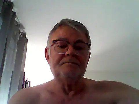 oura Webcam Show