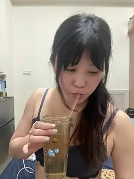 vivi131927 Show Webcam