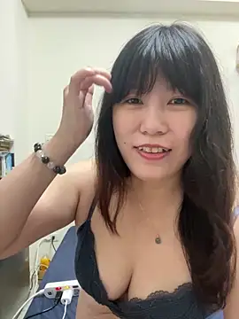 vivi131927's Live XXX Chat