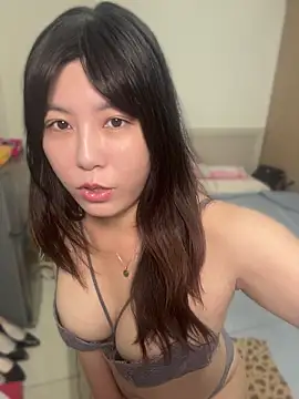 Show de vivi131927 na webcam