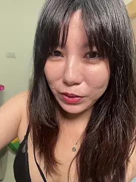 vivi131927's Live XXX Chat