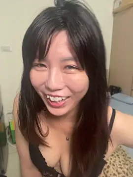 vivi131927 在線直播表演