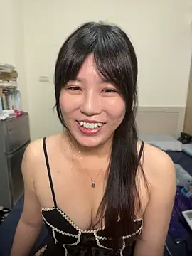 vivi131927 – Live XXX-chat