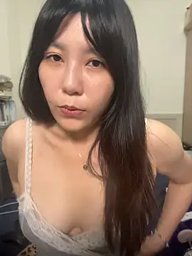 vivi131927のライブXXXチャット