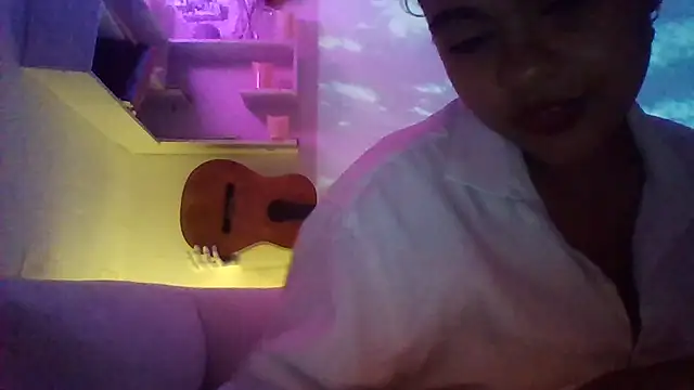 sarmidai Chat XXX live