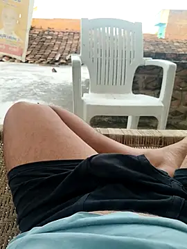 Pertunjukan Kamera Web Desii_rockstarr