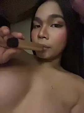 โชว์เว็บแคมของ bigcock_kataluna