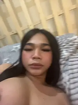 bigcock_kataluna Pertunjukan Webcam