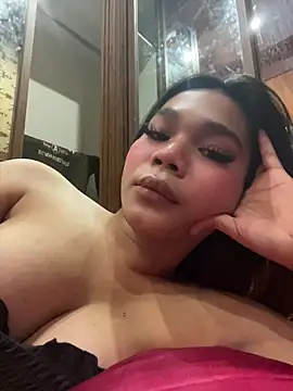 bigcock_kataluna Adlı Modelin Web Kamerası Şovu