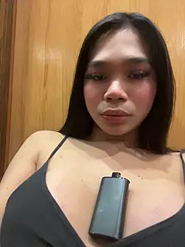 bigcock_kataluna Adlı Modelin Web Kamerası Şovu