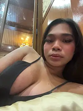 bigcock_kataluna Adlı Modelin Web Kamerası Şovu