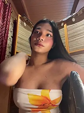bigcock_kataluna Adlı Modelin Web Kamerası Şovu