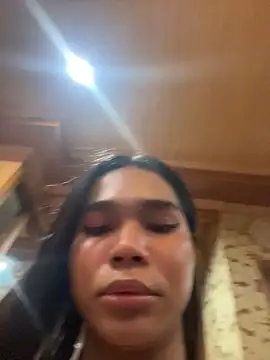 bigcock_kataluna Pertunjukan Webcam