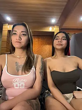 Show modela bigcock_kataluna na web-kameri