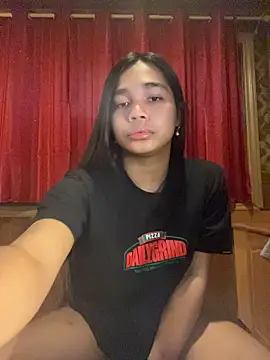 bigcock_kataluna Pertunjukan Webcam