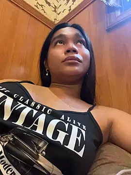 bigcock_kataluna Adlı Modelin Web Kamerası Şovu