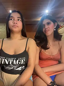 bigcock_kataluna Pertunjukan Webcam