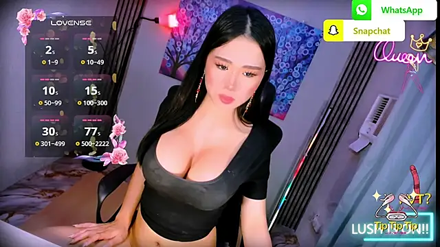 xBigSurpriseLorainex webkamerás műsora