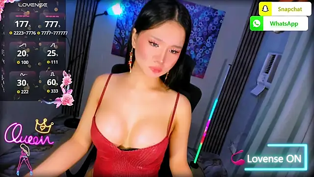 xBigSurpriseLorainex Pertunjukan Webcam