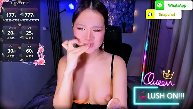 xBigSurpriseLorainex Pertunjukan Webcam