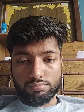 shubham_1228 Show in webcam